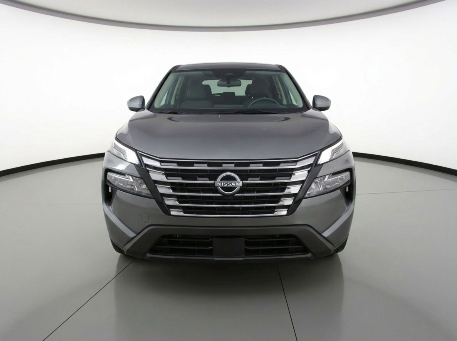 Used 2025 Nissan Rogue SV image 2