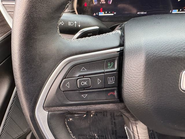 Used 2022 Jeep Grand Cherokee L Limited AWD/4WD image 23