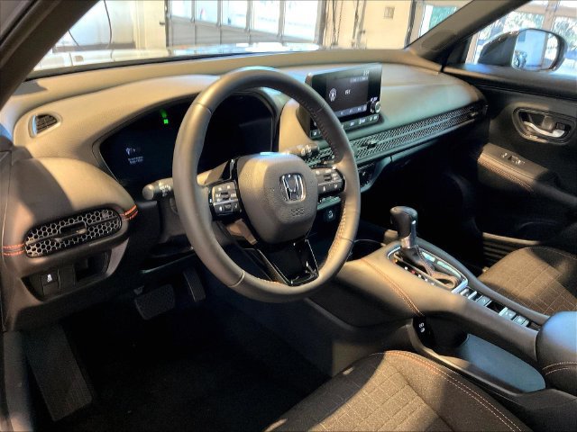 Used 2024 Honda HR-V Sport image 5
