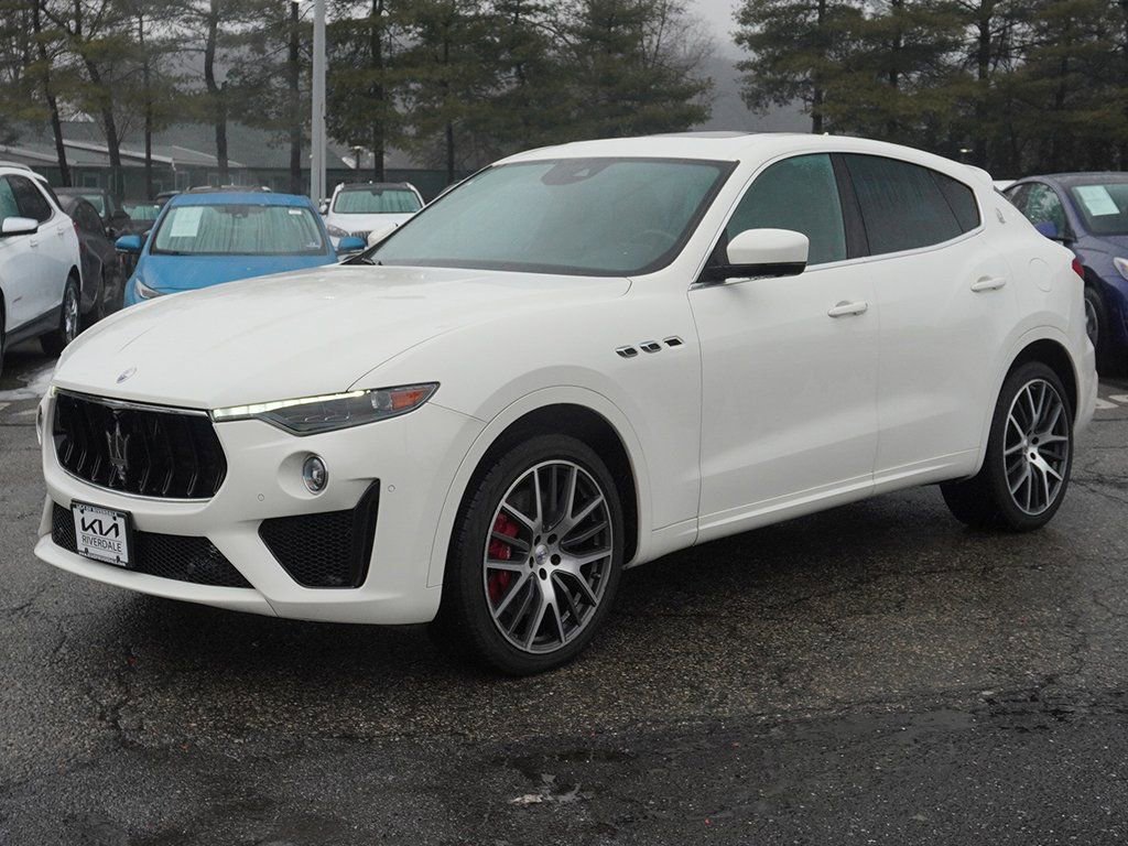 Used 2019 Maserati Levante GTS image 10
