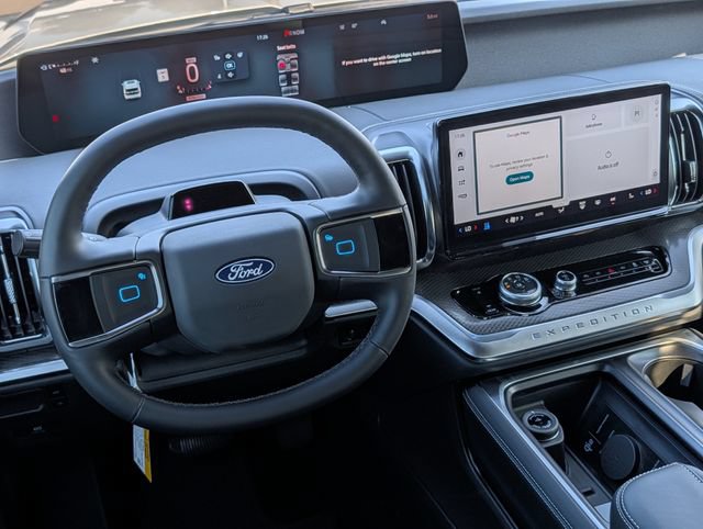 New 2027 Ford Expedition Max Platinum w/ Stealth Appearance Package RWD image 9