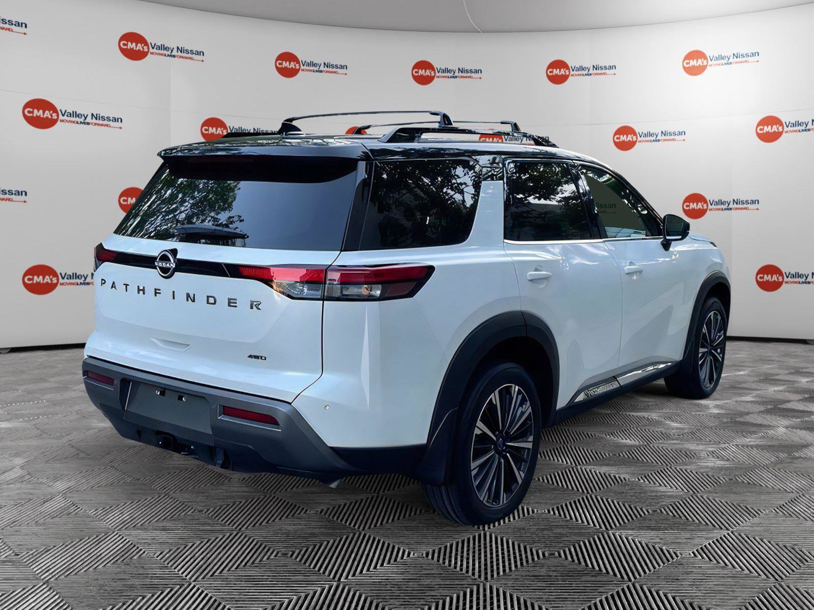 New 2026 Nissan Pathfinder Platinum AWD/4WD image 5