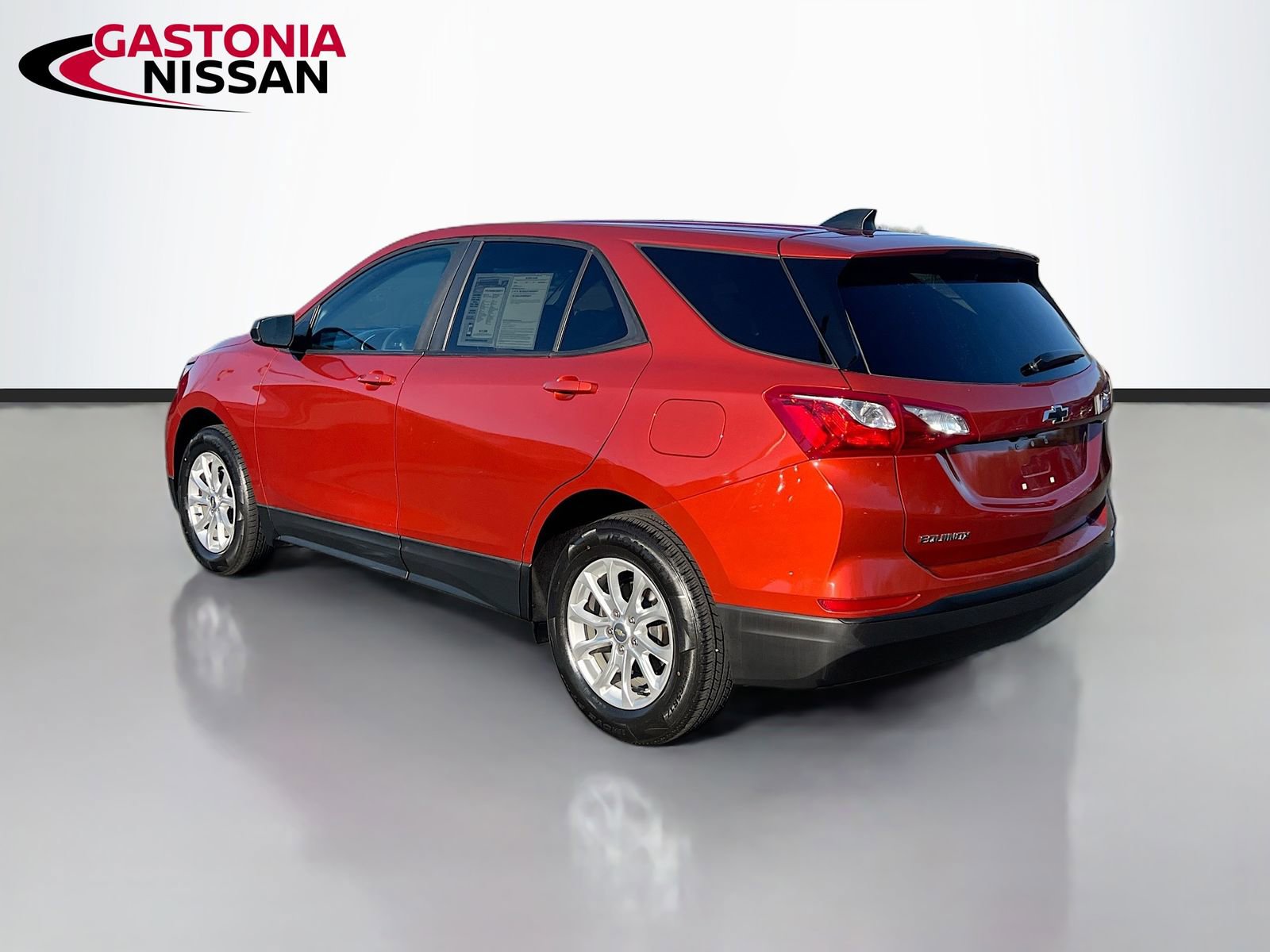 Used 2020 Chevrolet Equinox LS w/ LS Convenience Package image 6