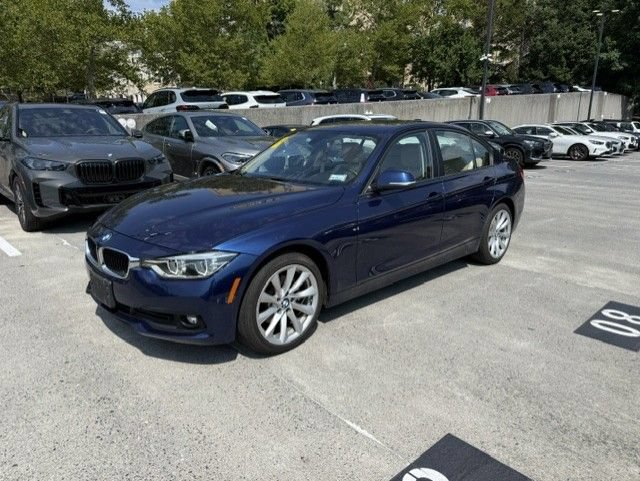 Used 2018 BMW 320i xDrive Sedan w/ Convenience Package AWD/4WD video 1