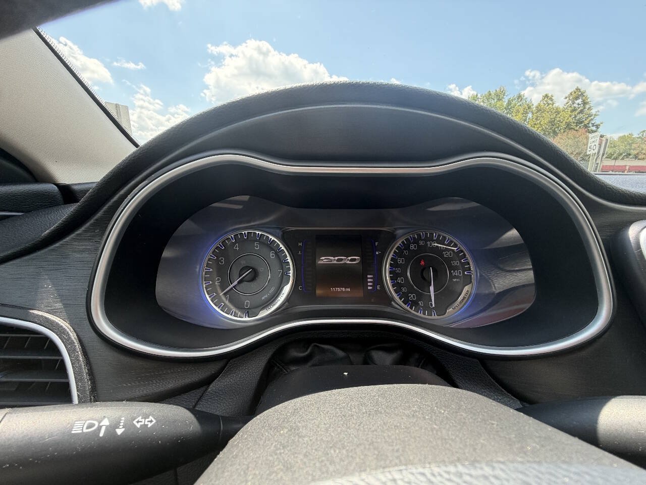 Used 2015 Chrysler 200 Limited FWD image 16