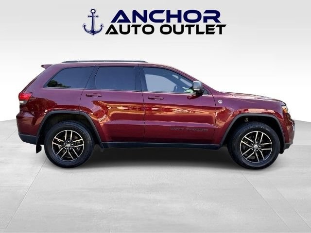 Used 2017 Jeep Grand Cherokee Trailhawk w/ Trailhawk Luxury Group AWD/4WD image 9