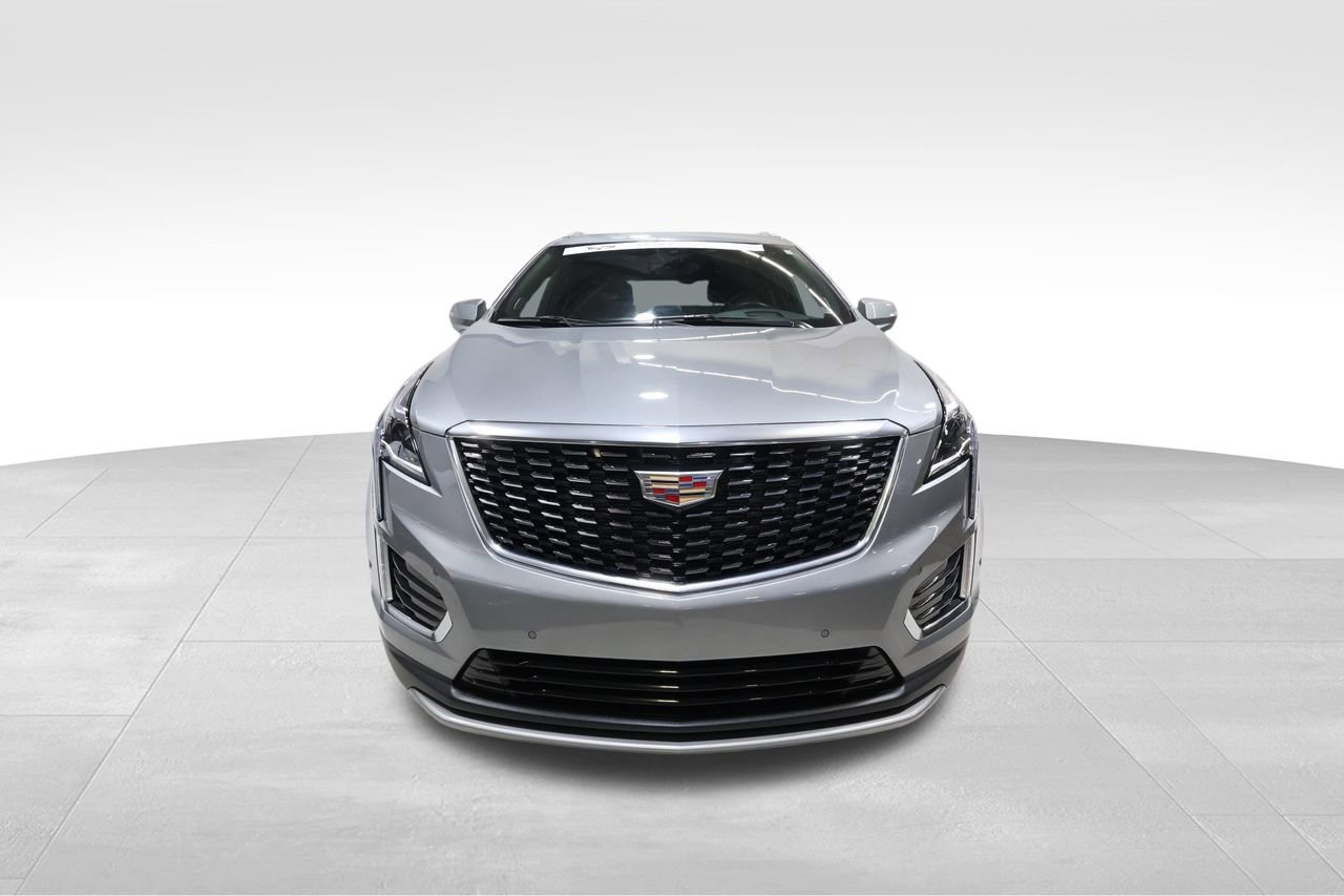 Certified 2025 Cadillac XT5 Premium Luxury w/ Technology Package AWD/4WD image 7