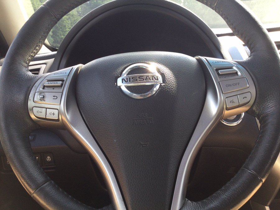 Used 2015 Nissan Altima 2.5 SL w/ Technology Package FWD image 28