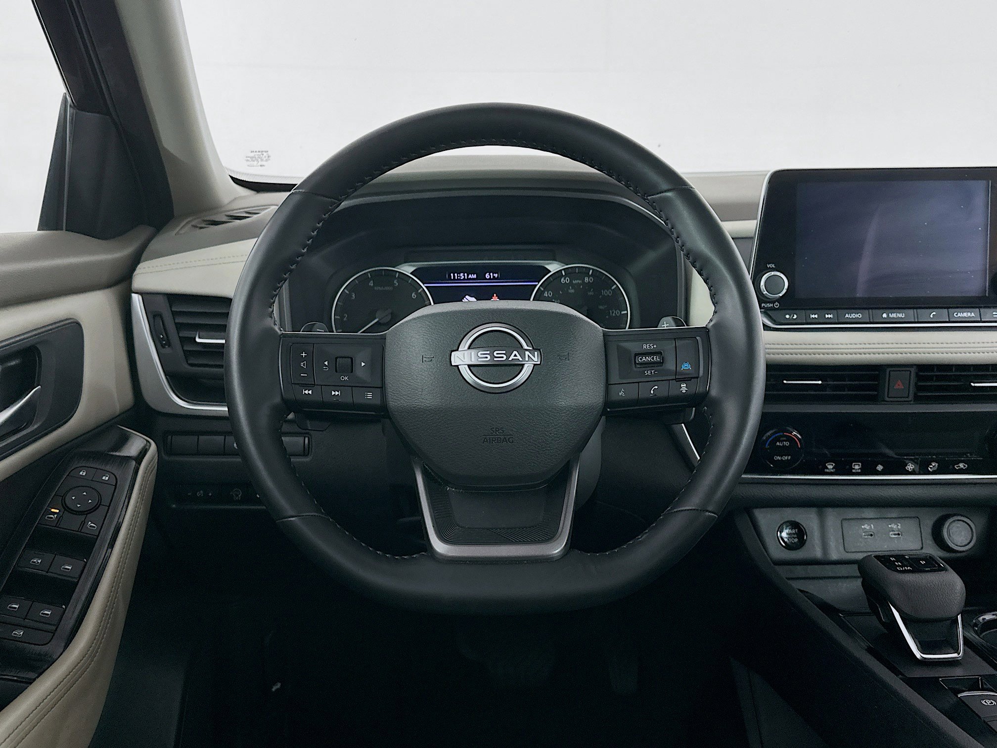 Used 2025 Nissan Rogue SV image 18