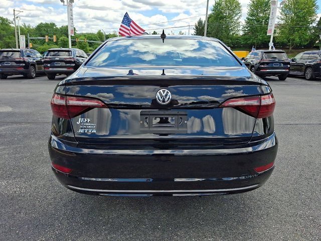 Certified 2021 Volkswagen Jetta S w/ Driver Assistance Package FWD image 7