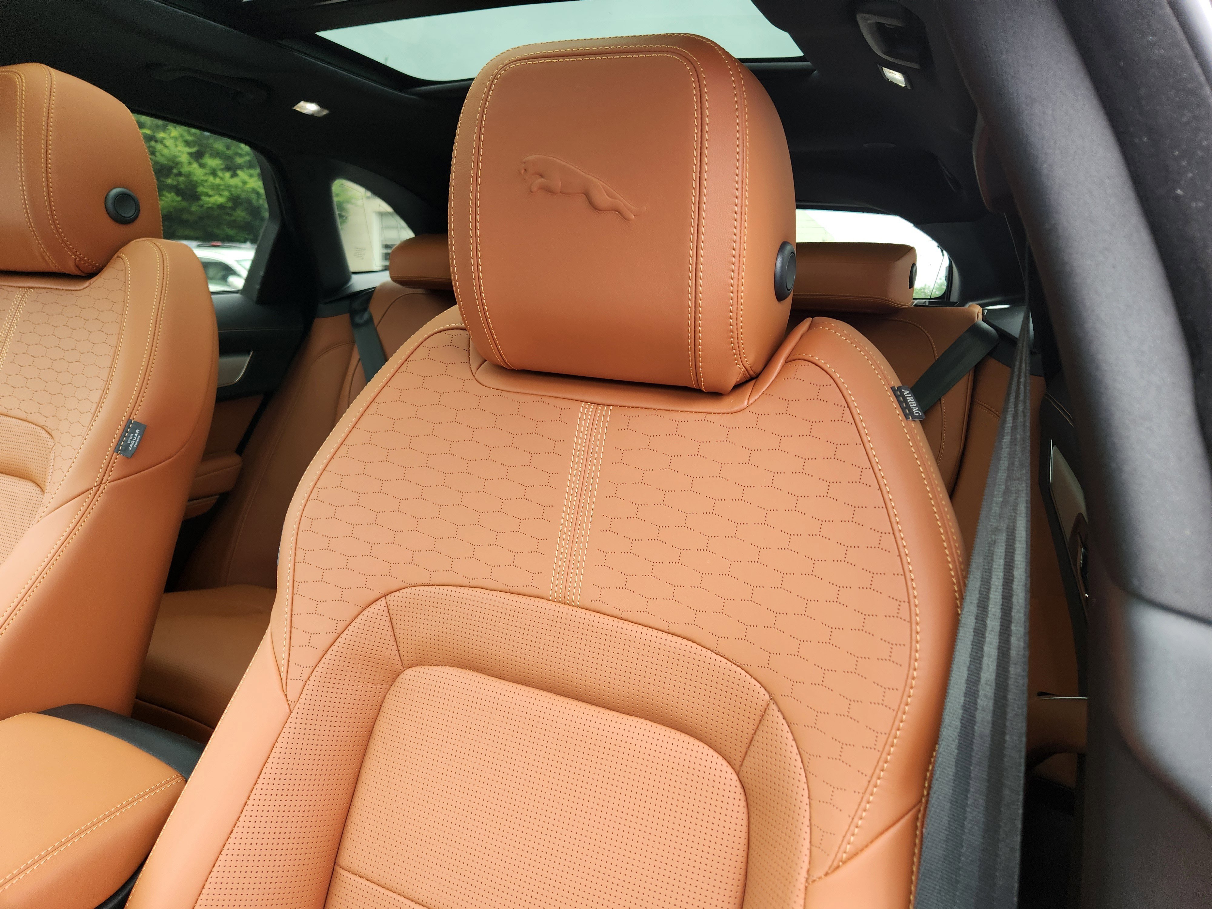 New 2026 Jaguar F-PACE R-Dynamic S AWD/4WD image 7