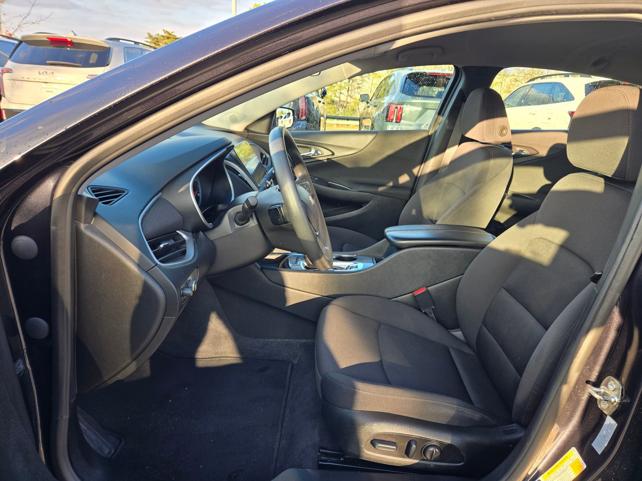 Used 2023 Chevrolet Malibu LT image 22