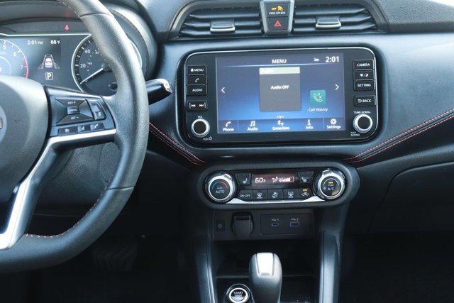 Used 2025 Nissan Versa SR w/ Trunk Package FWD image 16