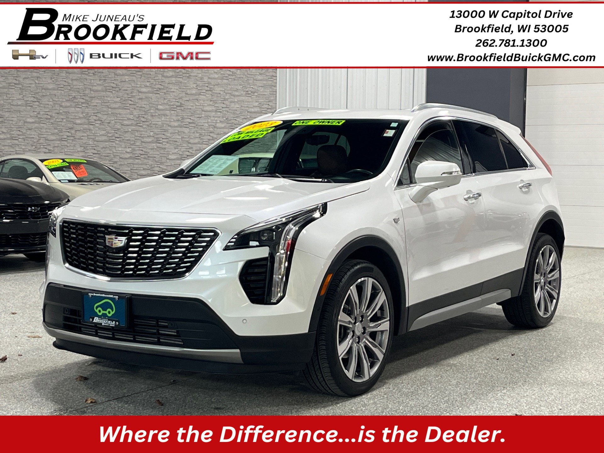 Used 2023 Cadillac XT4 Premium Luxury w/ Enhanced Visibility Package image 1