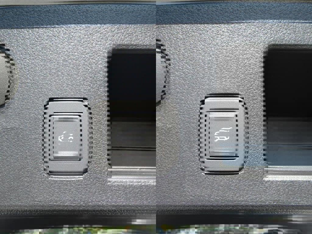 New 2026 Chevrolet Equinox RS w/ Convenience Package III image 29