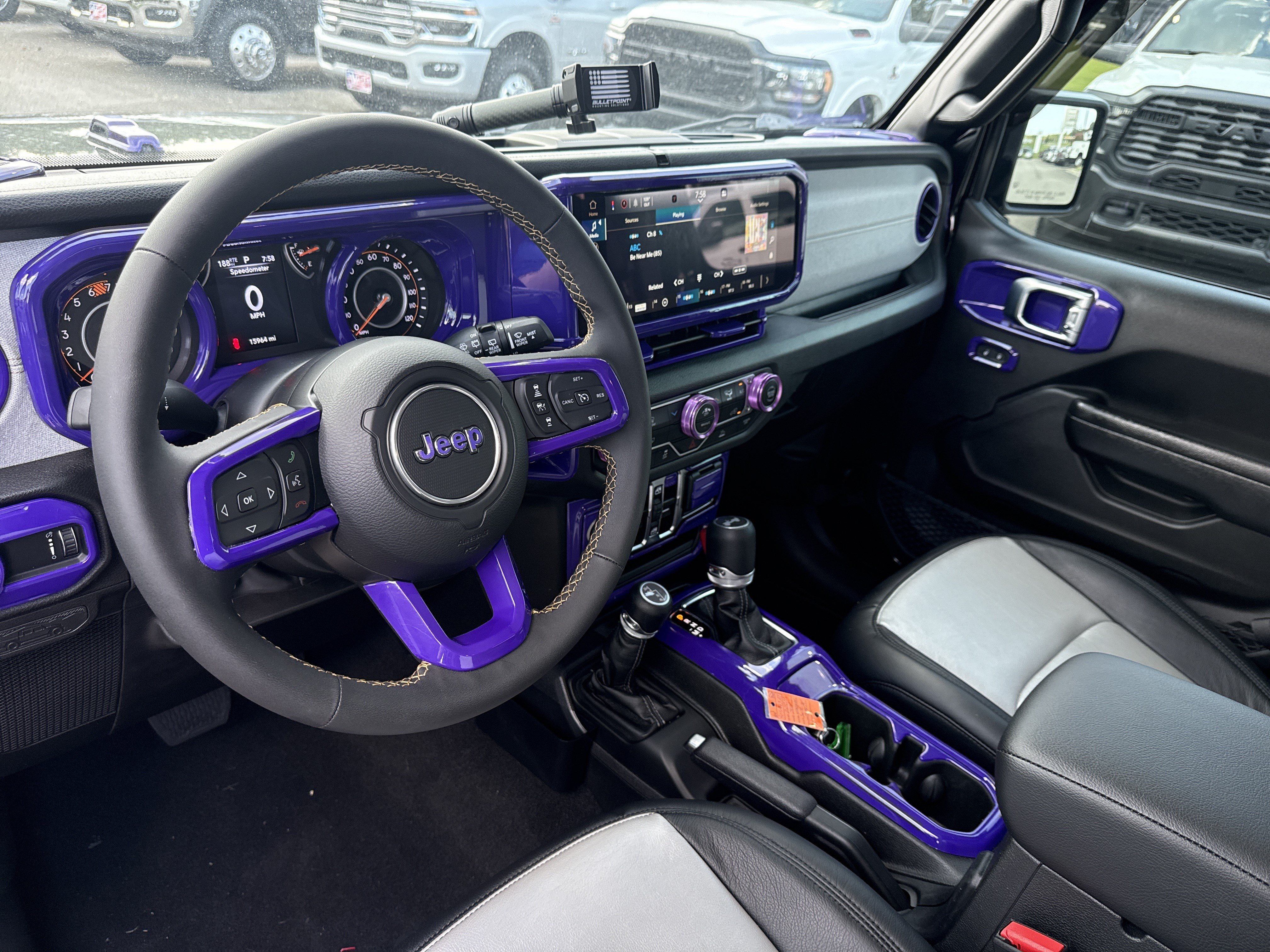 Used 2024 Jeep Wrangler Unlimited Sport AWD/4WD image 22