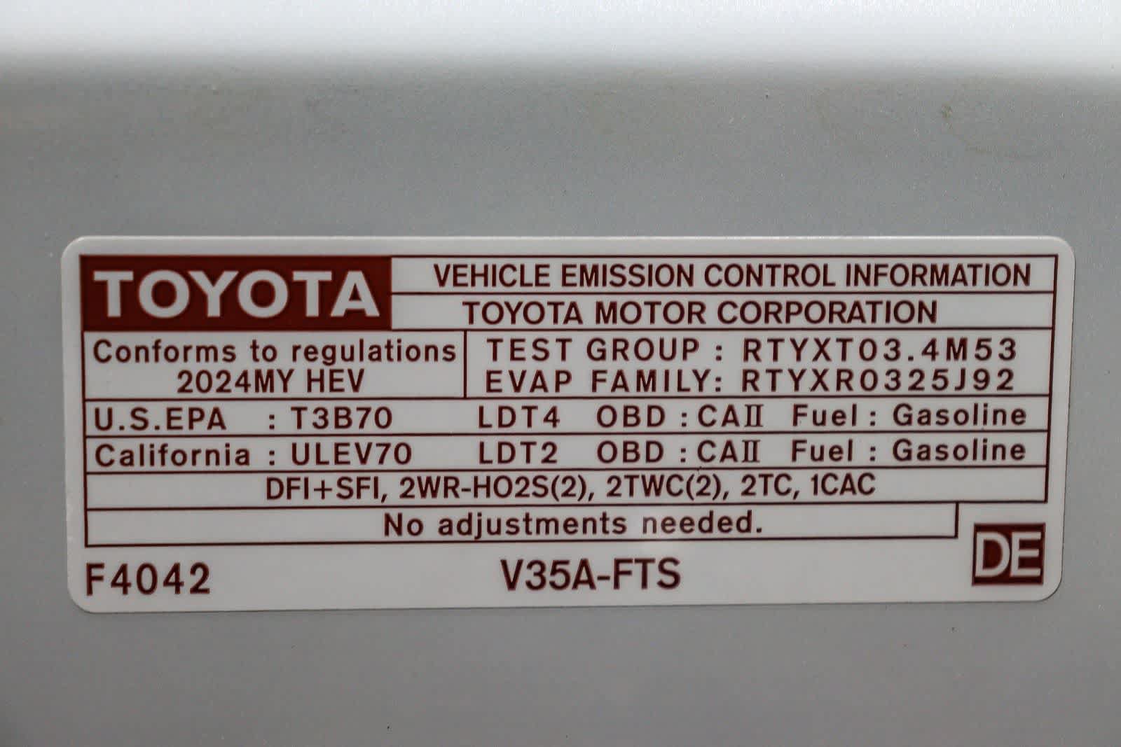 Used 2024 Toyota Tundra Platinum AWD/4WD image 42