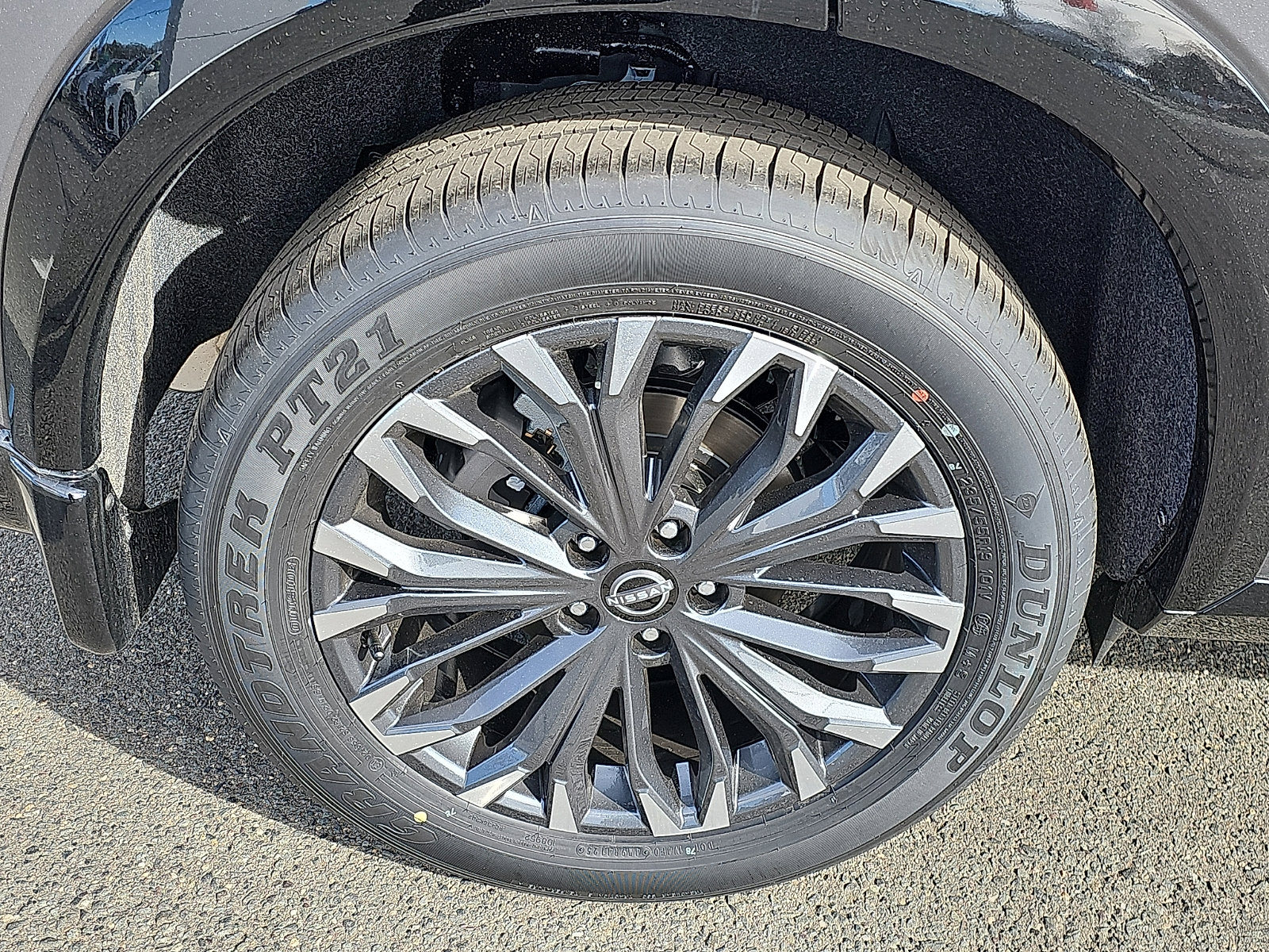 New 2026 Nissan Rogue Platinum image 5