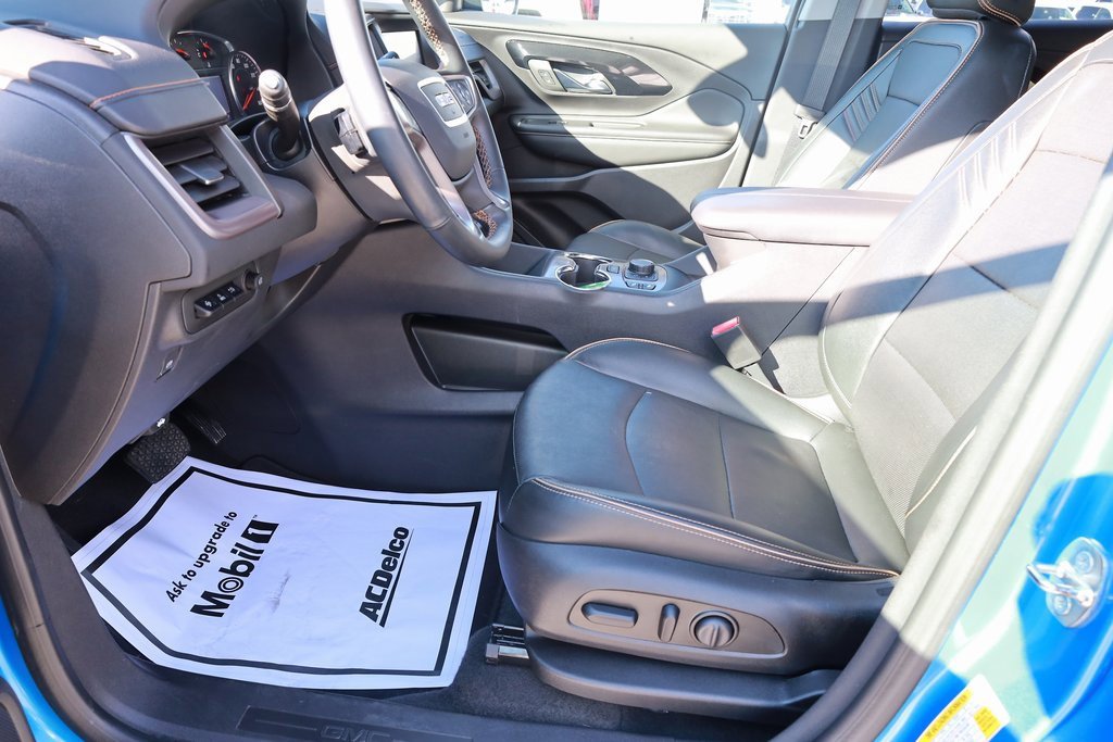 Used 2024 GMC Terrain AT4 w/ Infotainment Package II image 11
