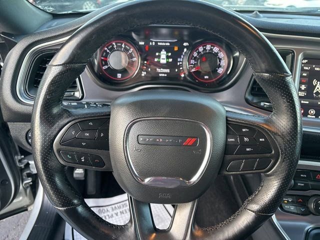 Used 2020 Dodge Challenger SXT w/ Blacktop Package image 17