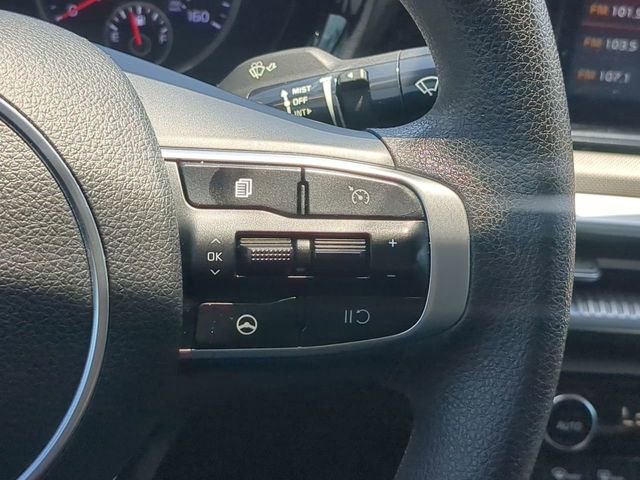 Used 2021 Kia K5 LXS FWD image 27