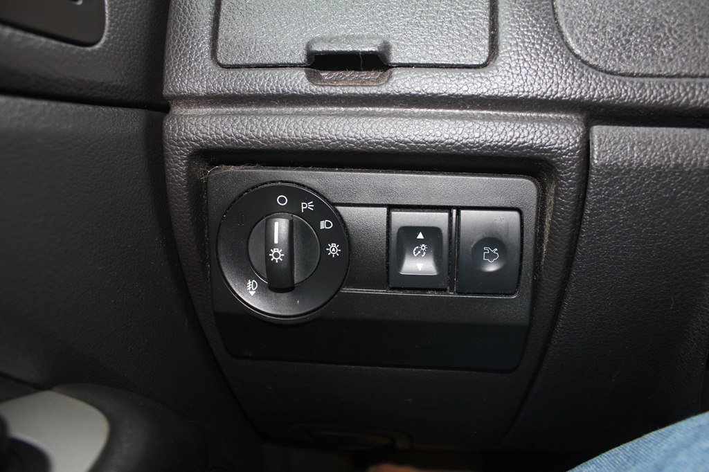 Used 2011 Ford Fusion SEL w/ 302A Rapid Spec Order Code image 16