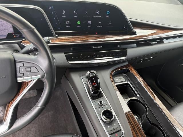 Certified 2023 Cadillac Escalade ESV Luxury w/ LPO, Illumination Package AWD/4WD image 30