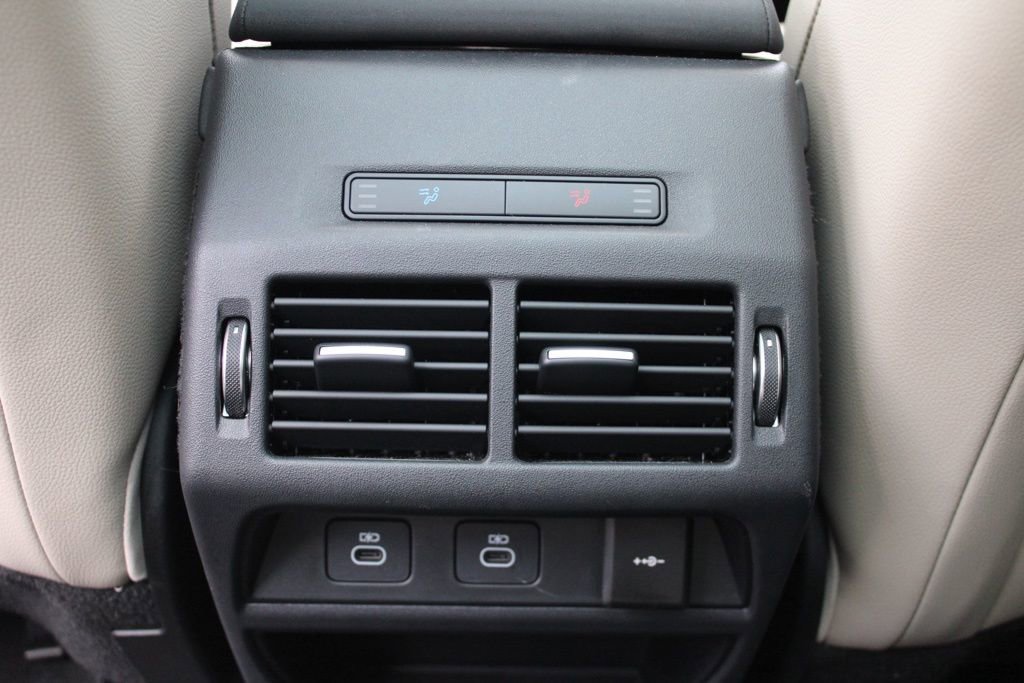 Certified 2025 Land Rover Discovery Sport S image 30