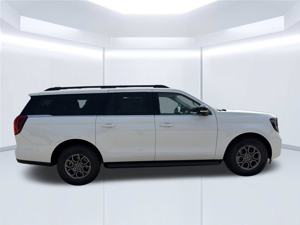 New 2026 Ford Expedition Max Active AWD/4WD image 3