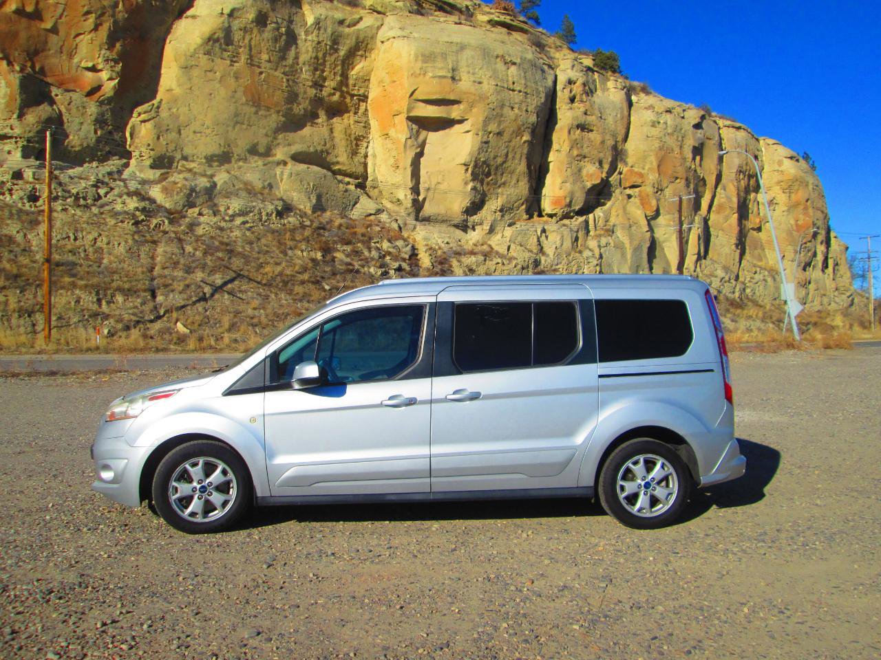 Used 2017 Ford Transit Connect Titanium FWD image 1