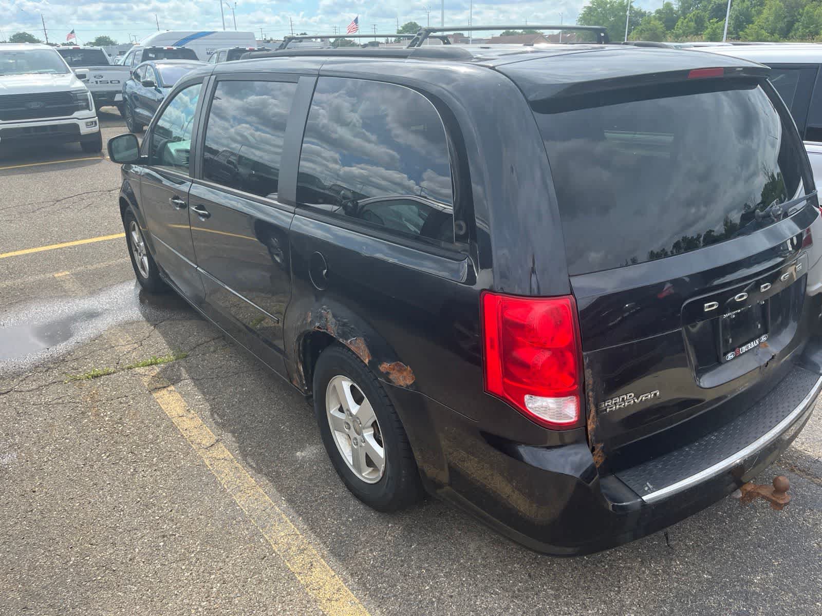 Used 2012 Dodge Grand Caravan SXT FWD image 11