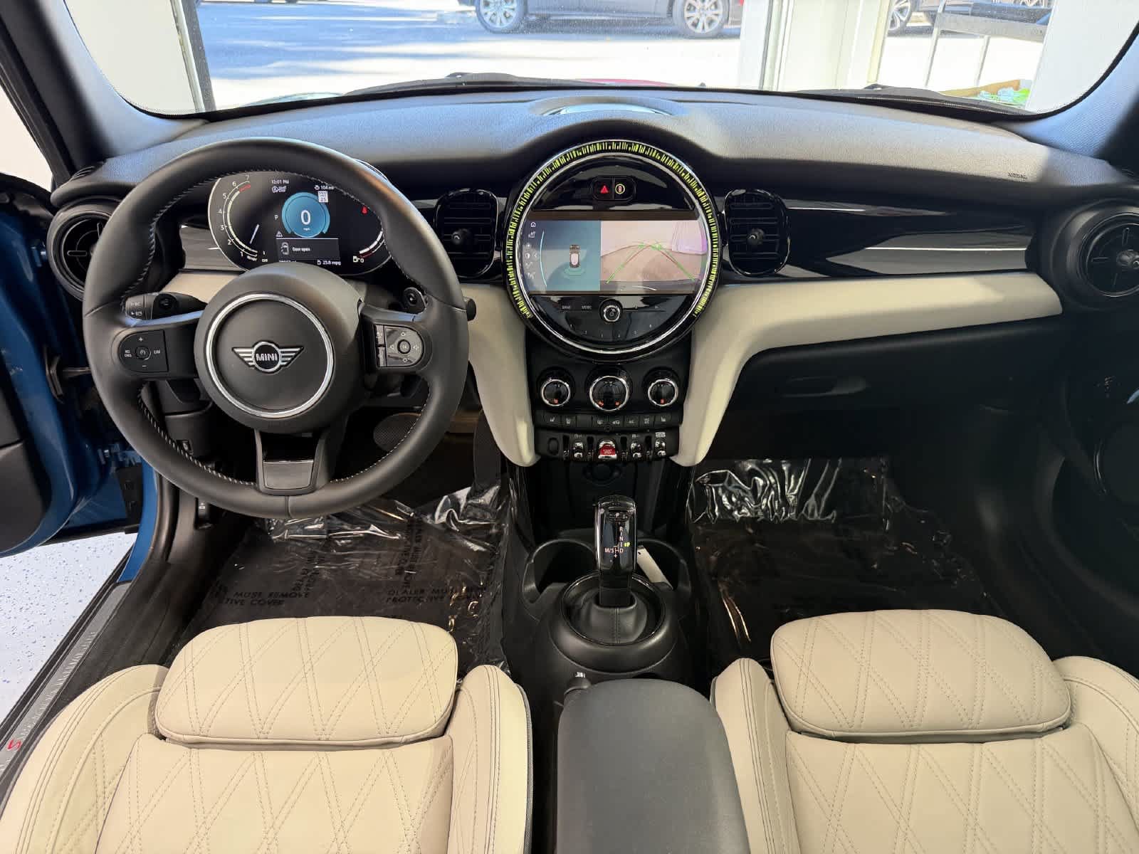 Used 2024 MINI Cooper S w/ Signature Upholstery Package FWD image 12