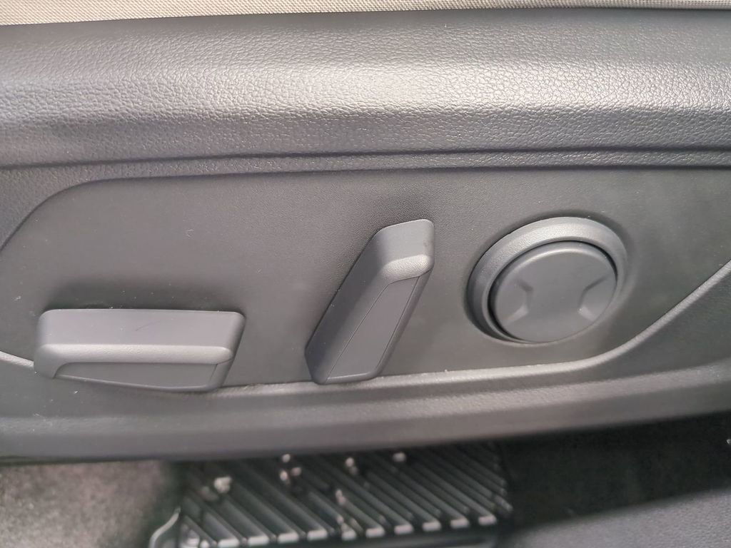 New 2026 Hyundai Tucson Limited image 23