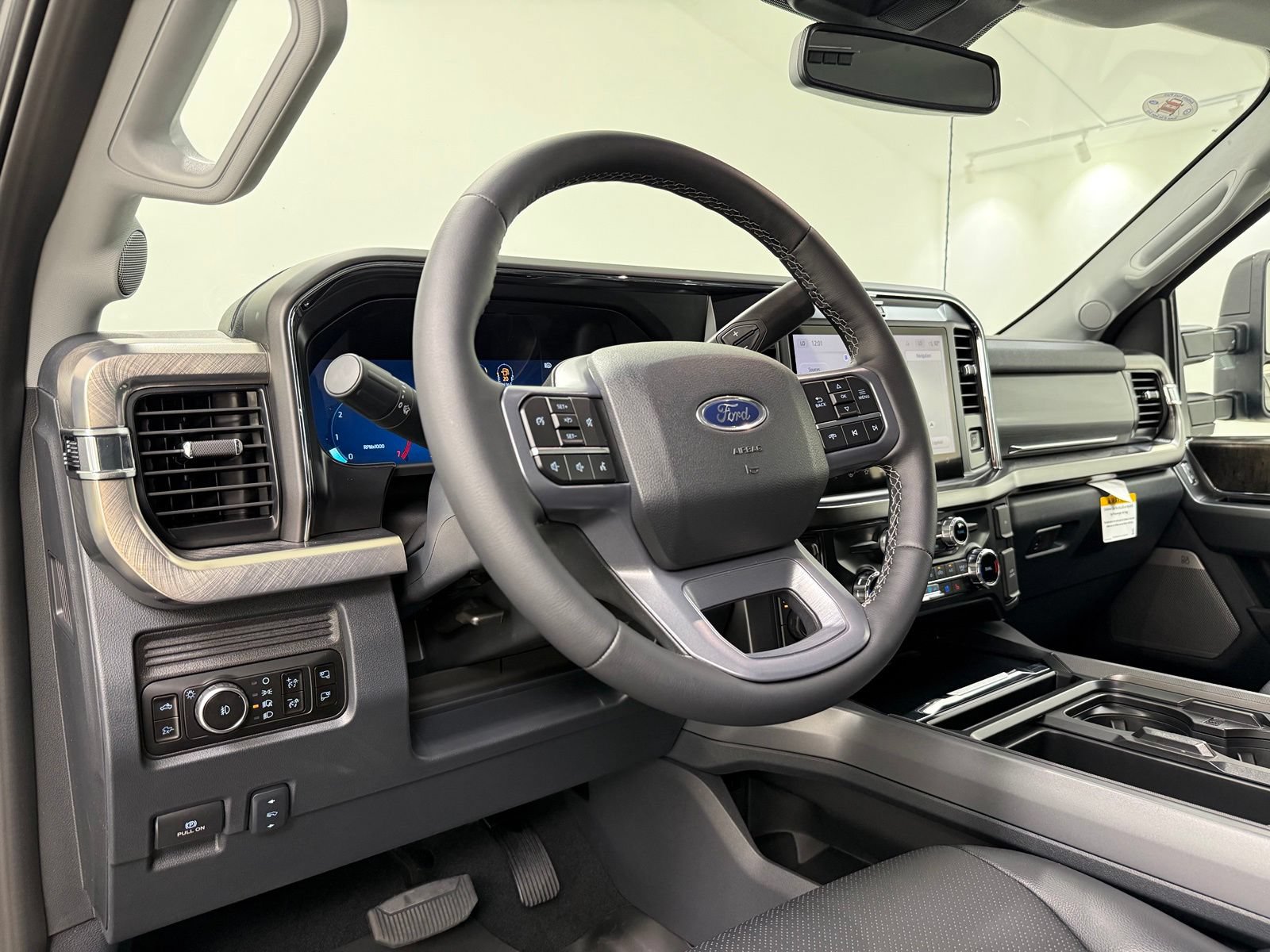 New 2026 Ford F250 Lariat w/ Black Appearance Package AWD/4WD image 17
