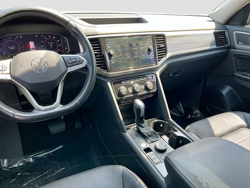 Used 2021 Volkswagen Atlas SEL Premium image 31