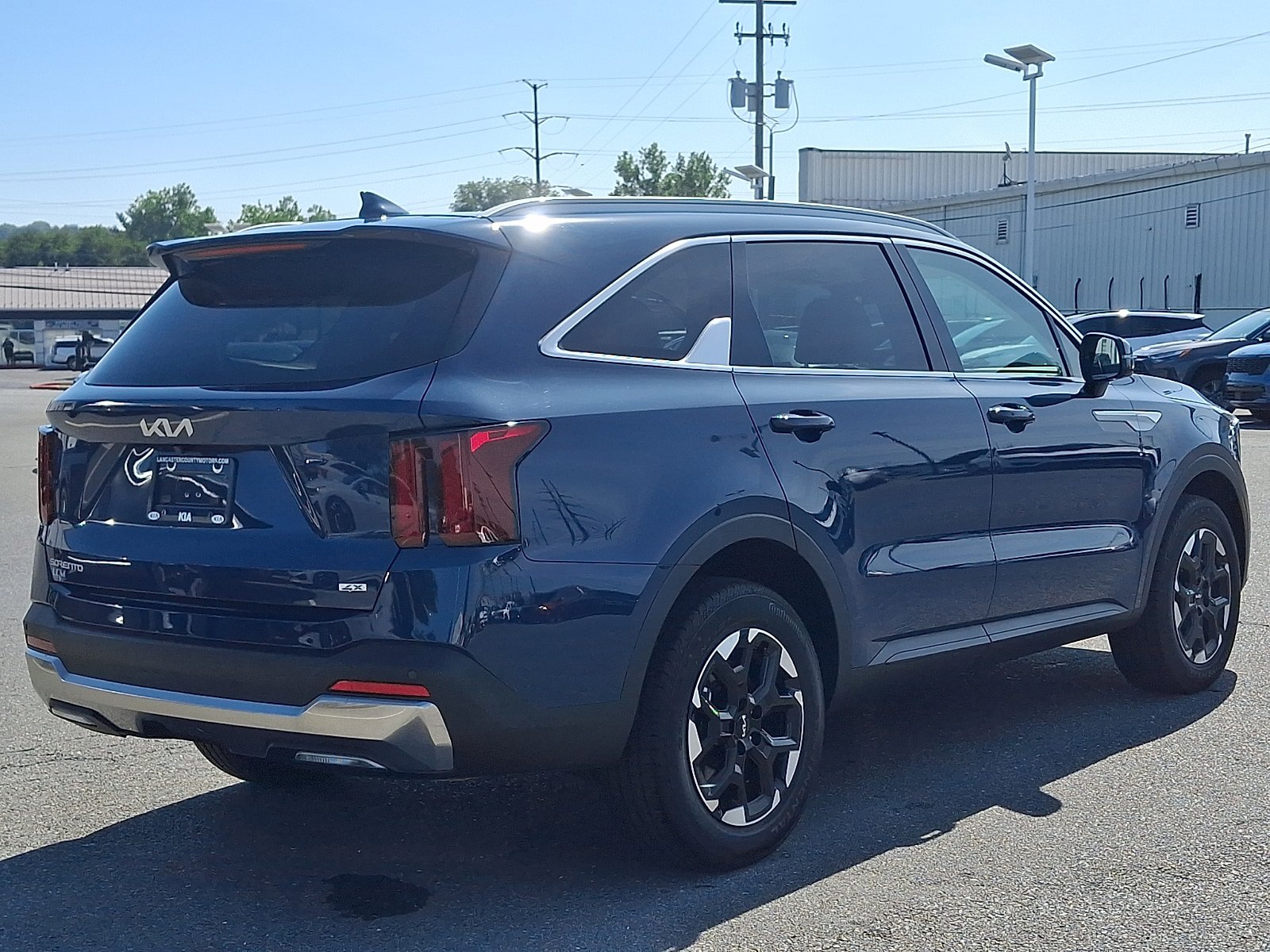 Used 2025 Kia Sorento S w/ Panoramic Sunroof Package AWD/4WD image 4