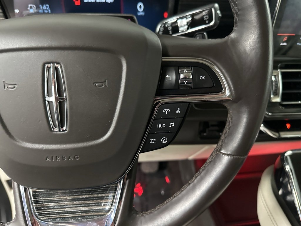 Used 2023 Lincoln Navigator Black Label image 17