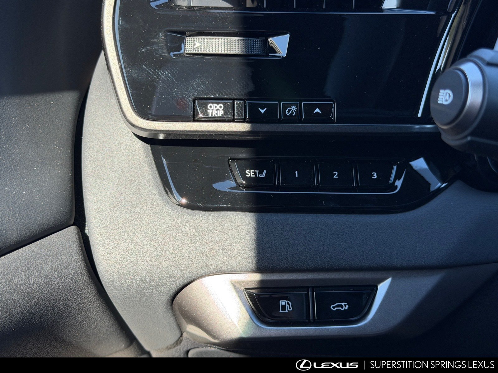 New 2026 Lexus RX 350 F Sport w/ Convenience Package FWD image 18