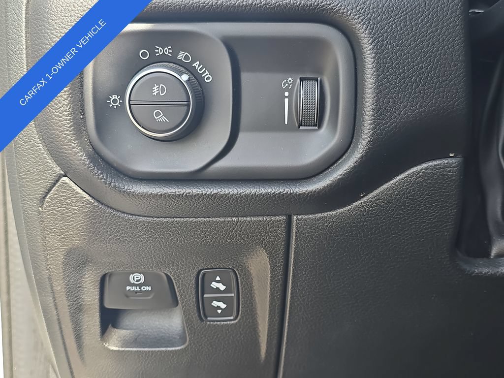 Used 2022 RAM 1500 Big Horn AWD/4WD image 28