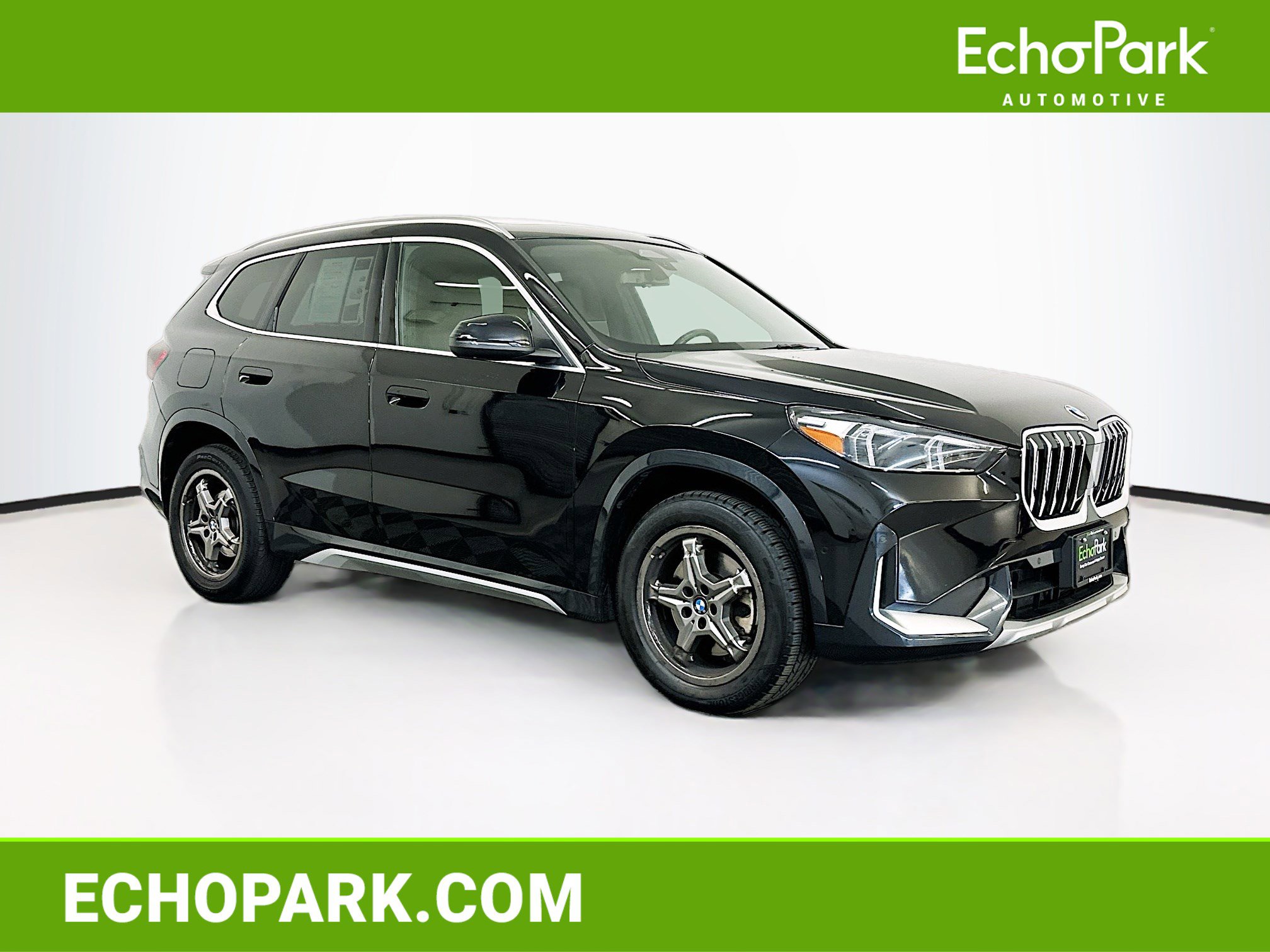 Used 2025 BMW X1 xDrive28i AWD/4WD image 1