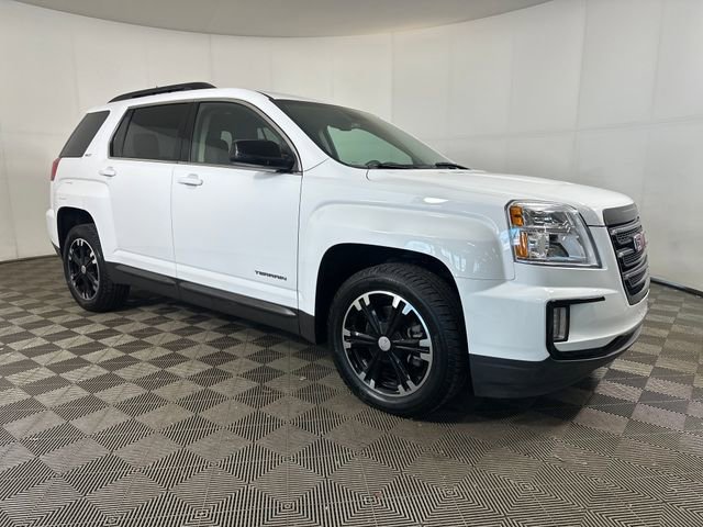 Used 2017 GMC Terrain SLT w/ Open Road Package image 2