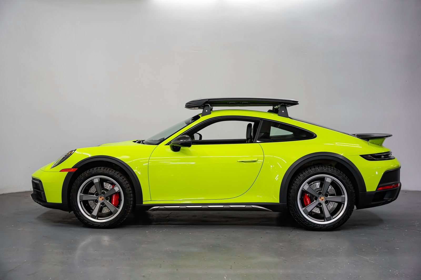 Used 2024 Porsche 911 Dakar AWD/4WD image 7