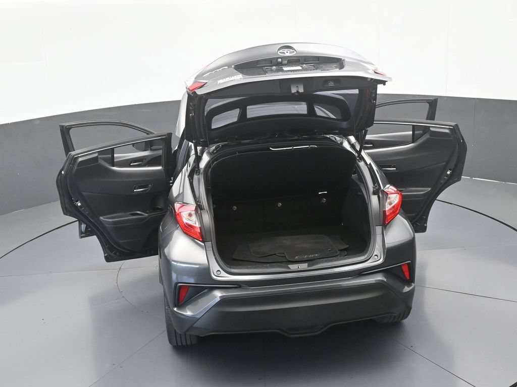 Used 2019 Toyota C-HR XLE FWD image 58