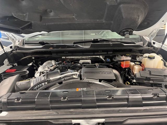 Used 2024 Chevrolet Silverado 2500 LT image 9