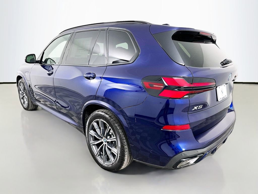 New 2026 BMW X5 xDrive50e w/ Executive Package AWD/4WD image 7