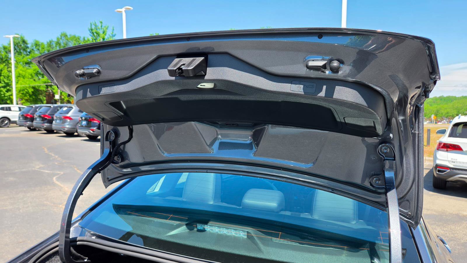 Used 2026 Volkswagen Jetta SE FWD image 53