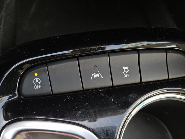 Used 2022 Buick Encore GX Select image 8