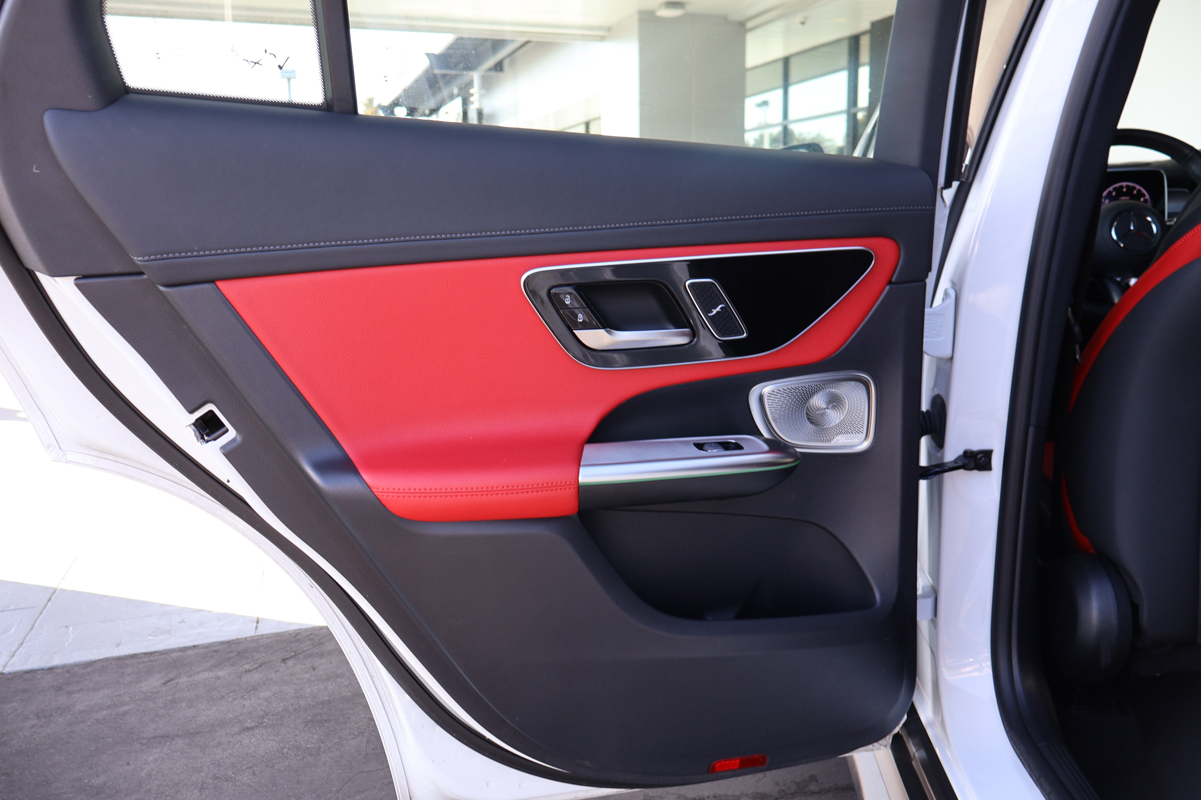 Certified 2024 Mercedes-Benz GLC 43 AMG 4MATIC image 17