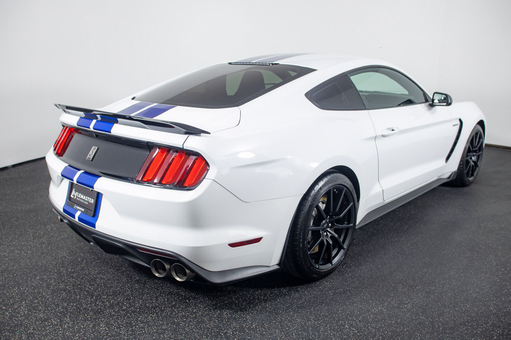 Used 2018 Ford Mustang Shelby GT350 RWD image 16