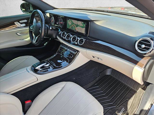 Used 2019 Mercedes-Benz E 300 image 23